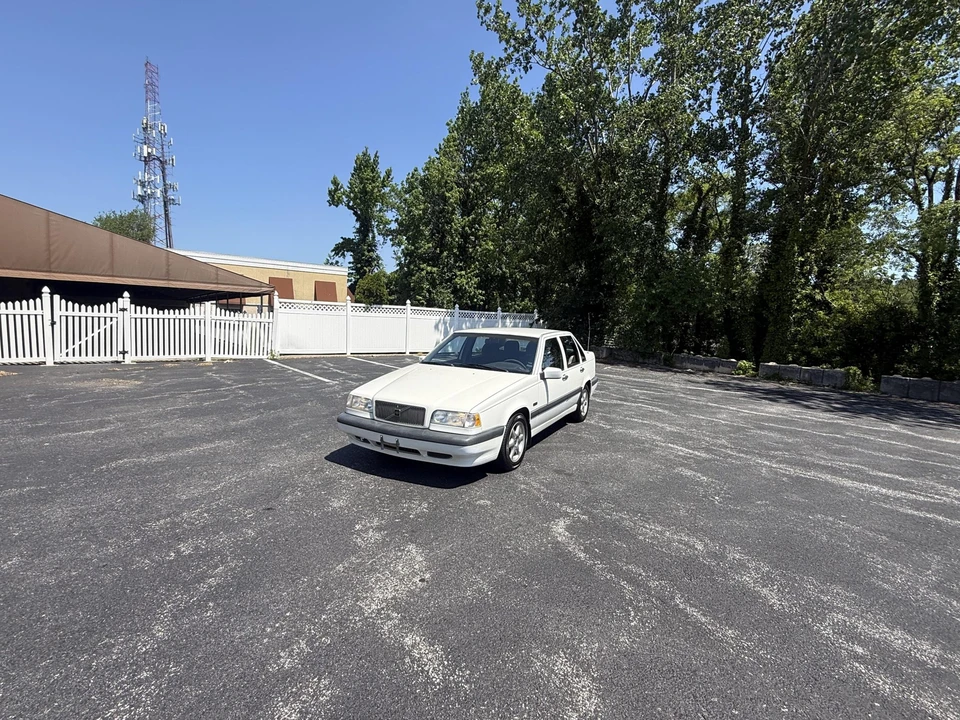1996 Volvo 850 - Image 26 of 31