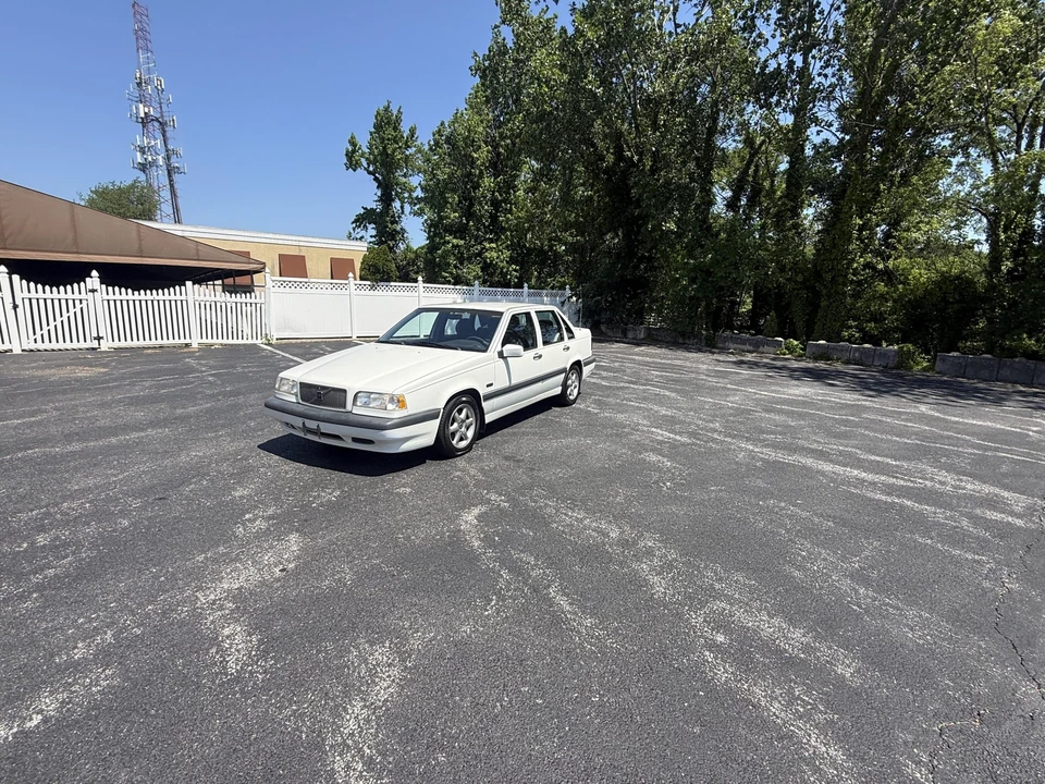 1996 Volvo 850 - Image 25 of 31