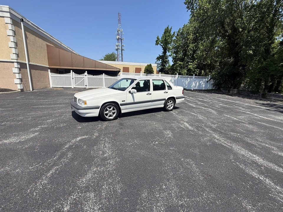 1996 Volvo 850 - Image 23 of 31