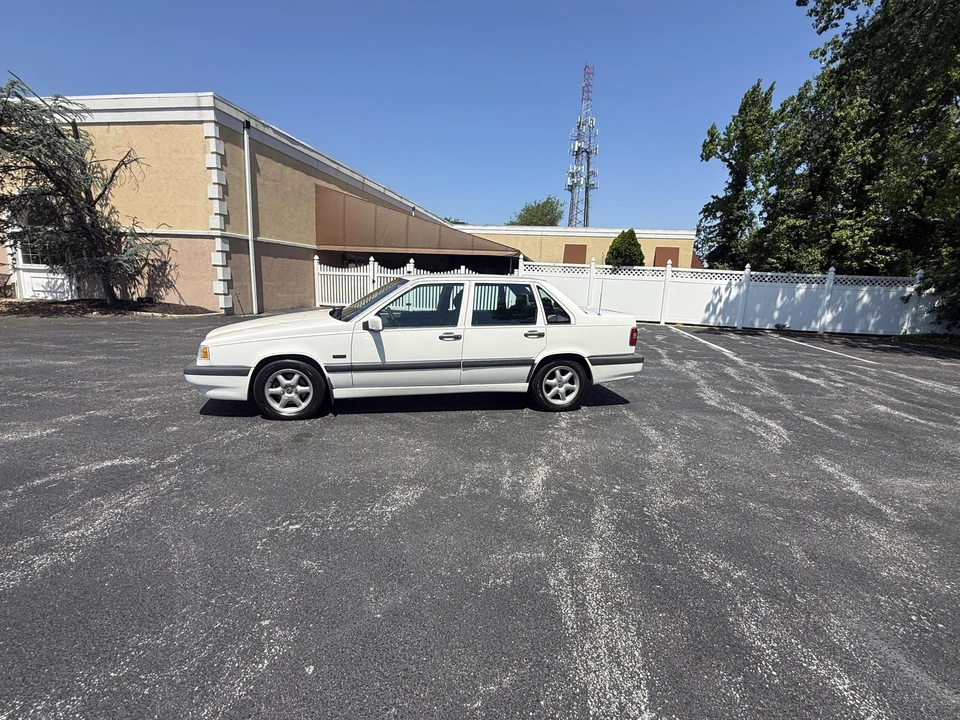 1996 Volvo 850 - Image 21 of 31
