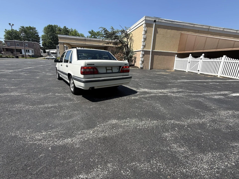 1996 Volvo 850 - Image 15 of 31