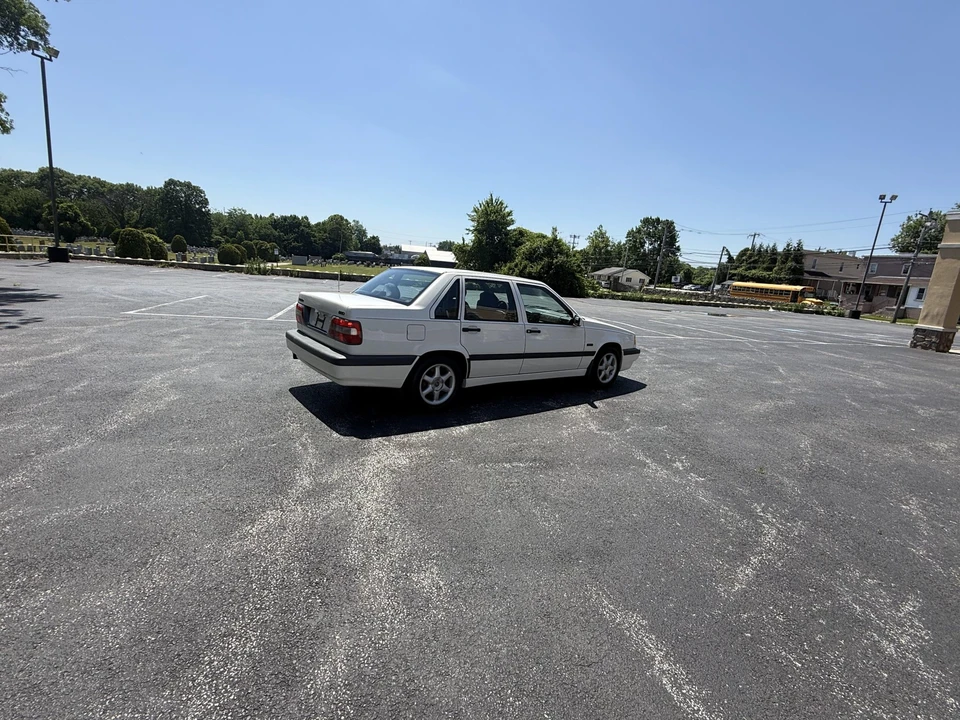 1996 Volvo 850 - Image 9 of 31
