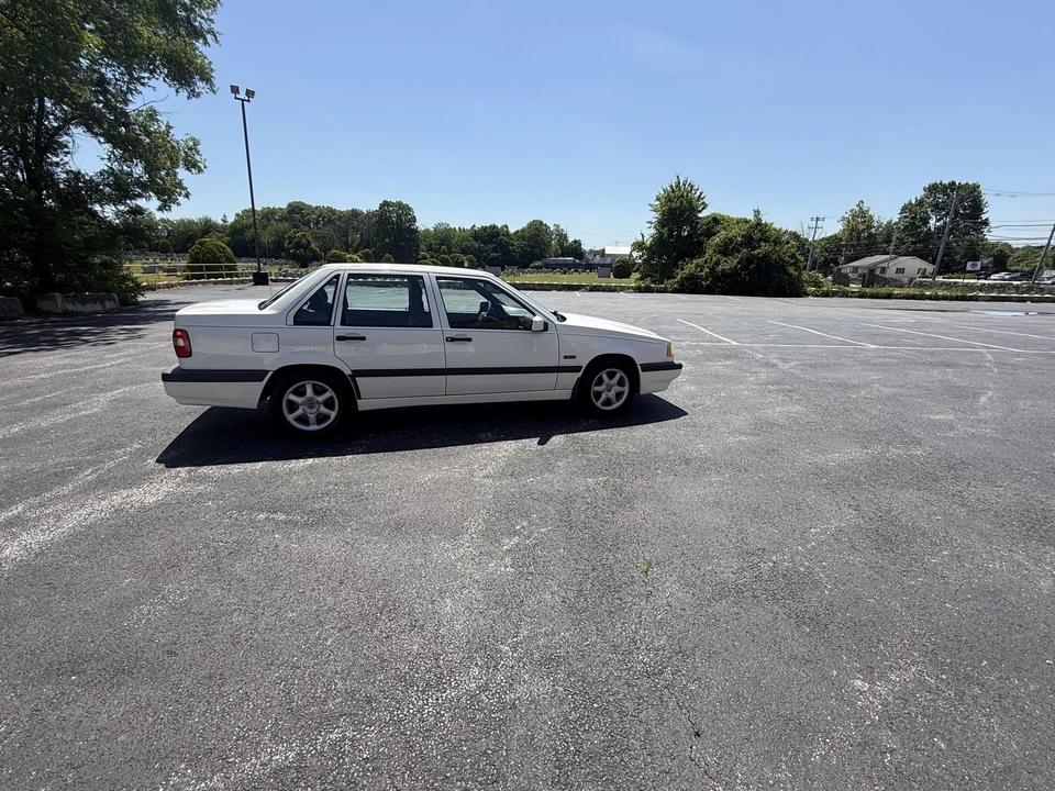 1996 Volvo 850 - Image 7 of 31
