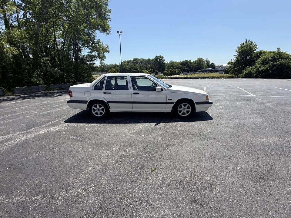 1996 Volvo 850 - Image 6 of 31