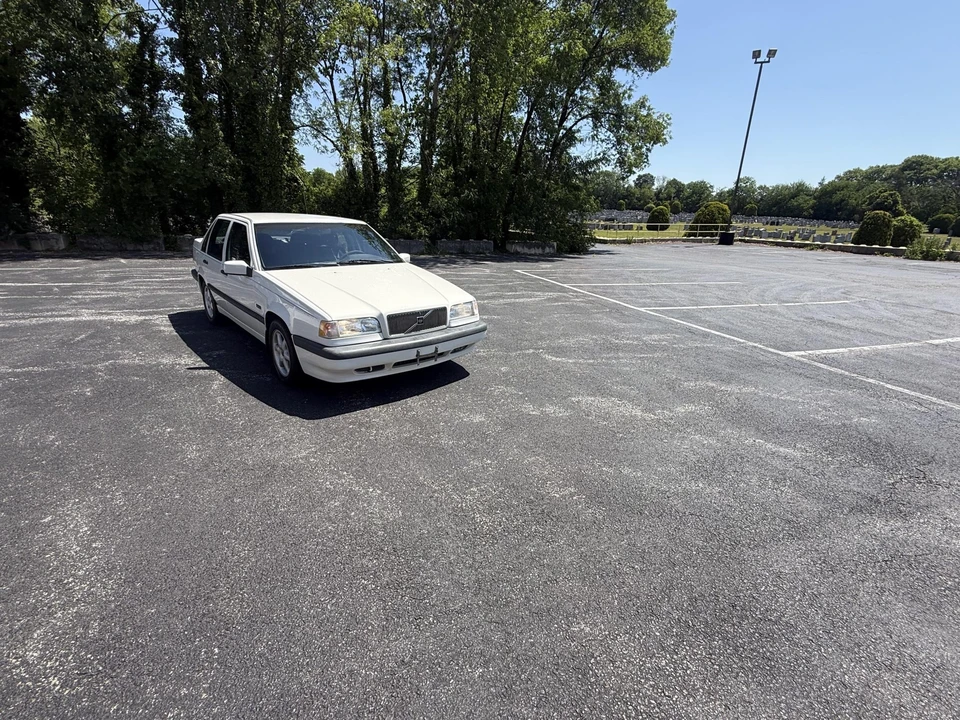 1996 Volvo 850 - Image 2 of 31