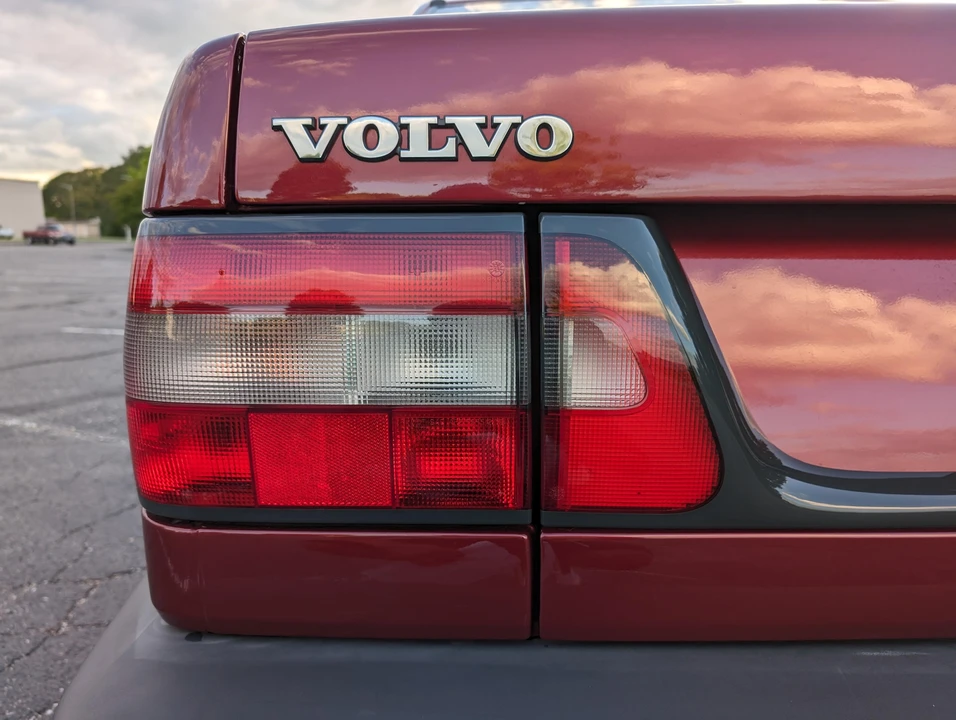 1996 Volvo 850 - Image 14 of 31