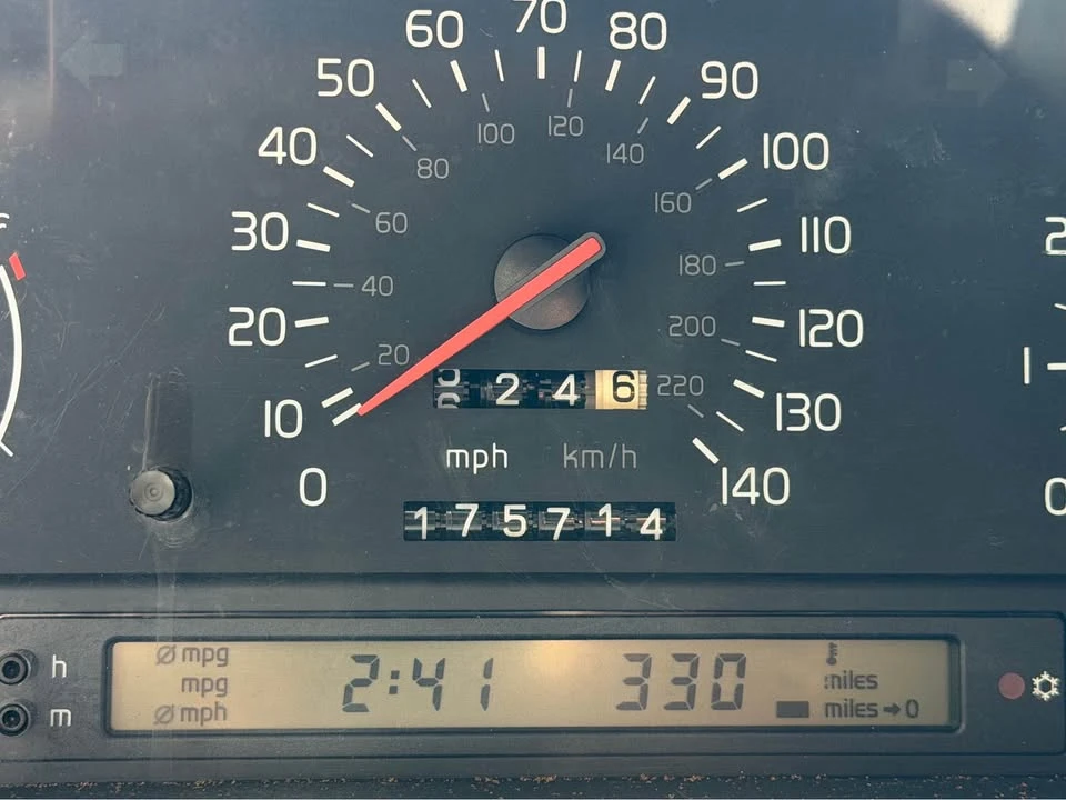 1996 Volvo 850 Turbo - Image 6 of 7
