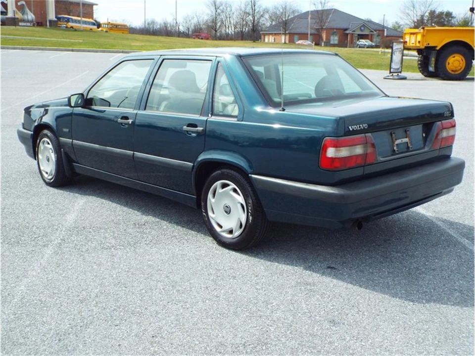 1996 Volvo 850 - Image 3 of 15