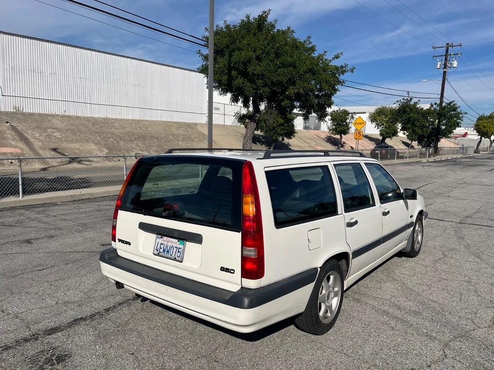 1996 Volvo 850 - Image 7 of 20