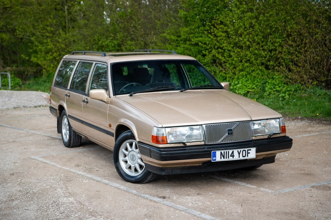 1996 Volvo 940 - Image 3 of 30