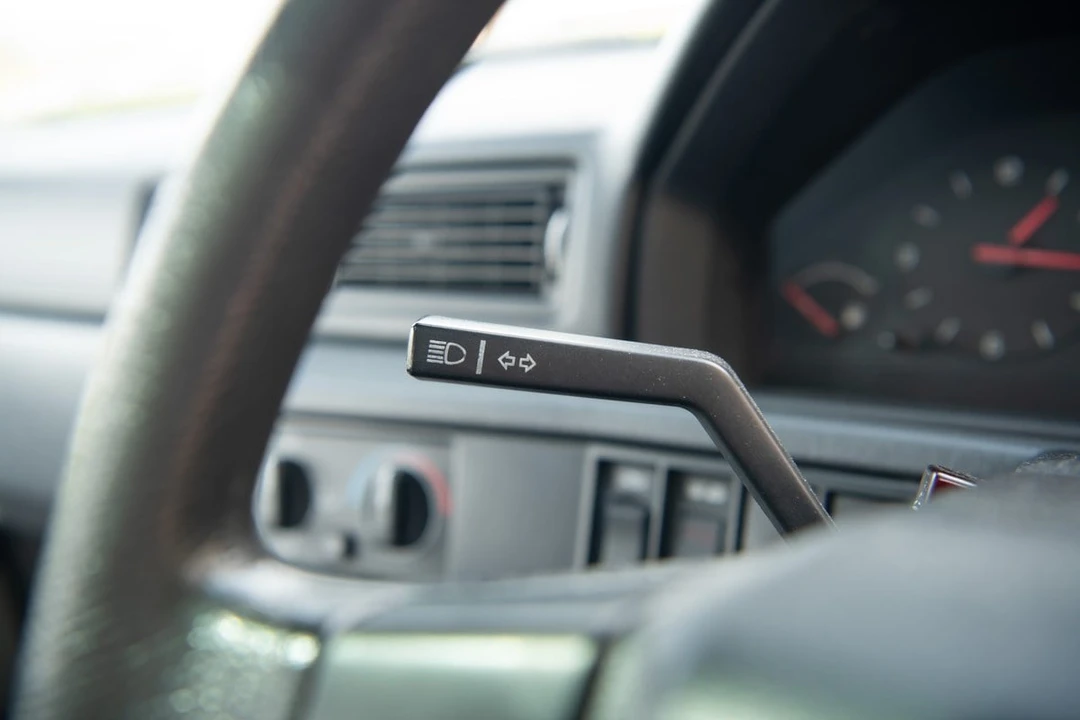 1996 Volvo 940 - Image 24 of 30