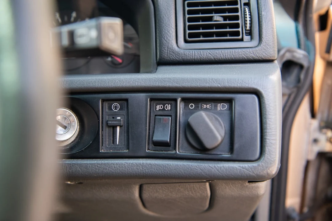 1996 Volvo 940 - Image 30 of 30
