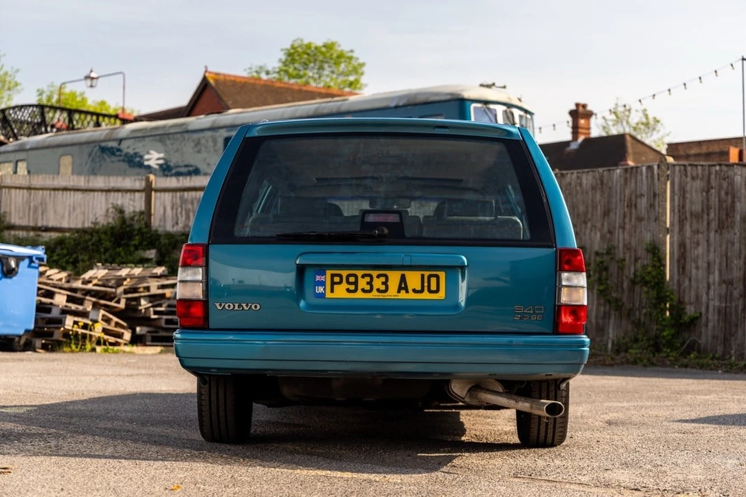 1996 Volvo 940 - Image 11 of 30