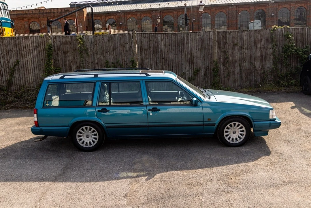 1996 Volvo 940 - Image 16 of 30