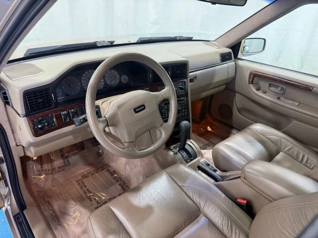 1996 Volvo 960 - Image 8 of 31