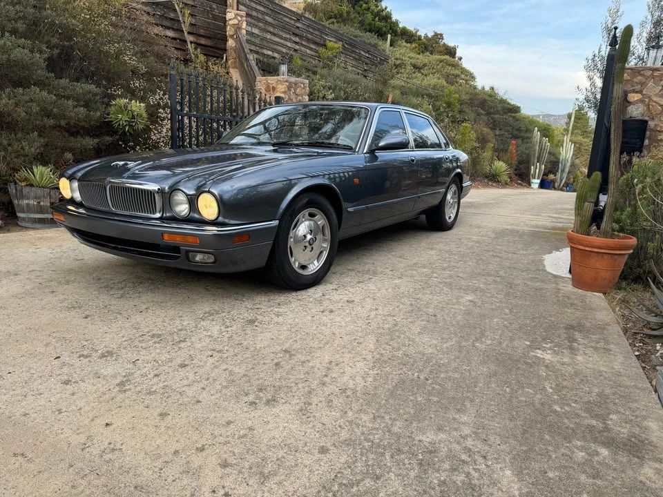 1996 Jaguar X300 XJ - Image 5 of 10