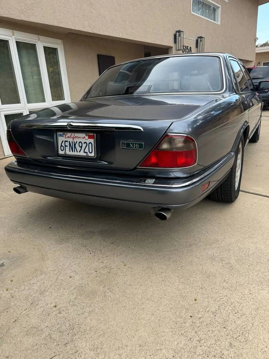 1996 Jaguar X300 XJ - Image 4 of 12