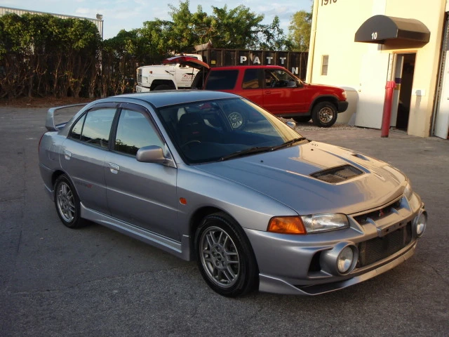 1996 Mitsubishi Lancer Evolution IV 6th Gen - Image 2 of 4