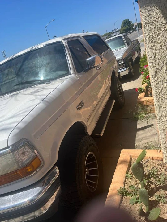 1996 Ford Bronco 5th Gen - Image 3 of 4
