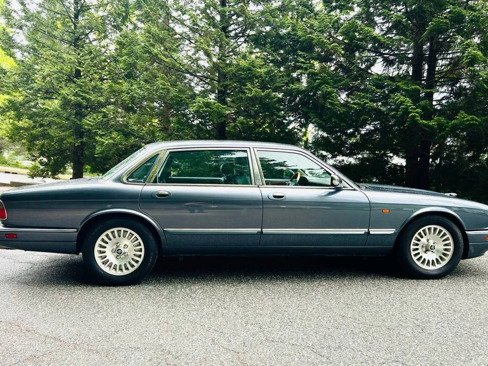 1996 Jaguar X300 XJ - Image 7 of 22
