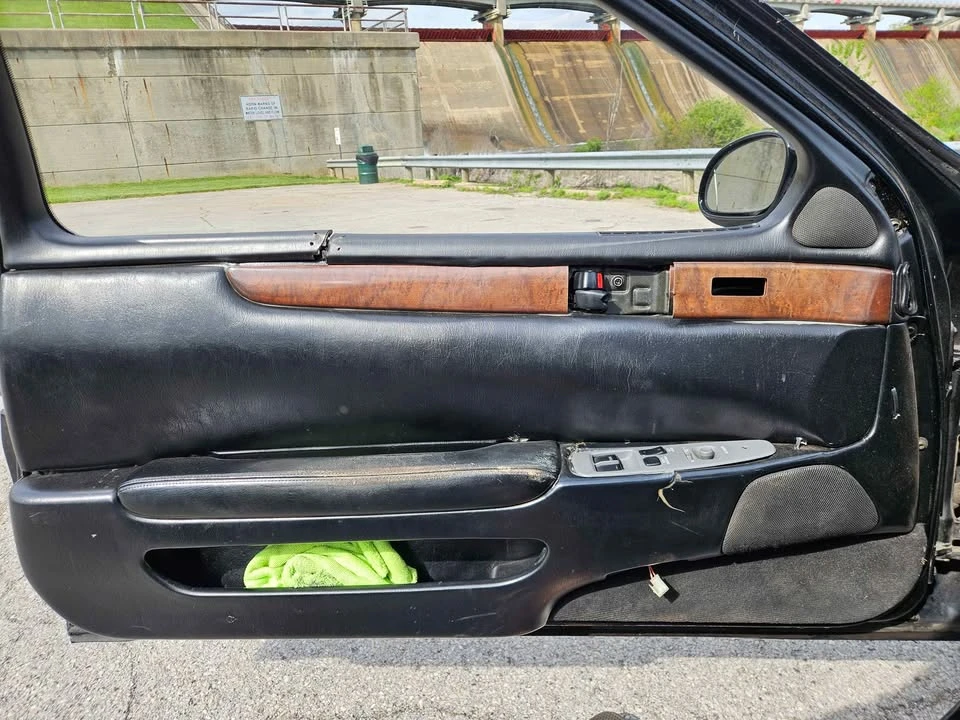 1996 Lexus SC400 - Image 9 of 10