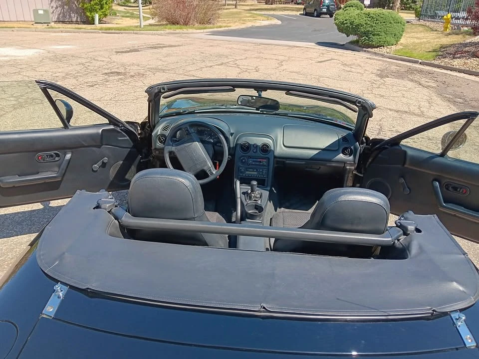 1996 Mazda NA MX-5 Miata - Image 8 of 8