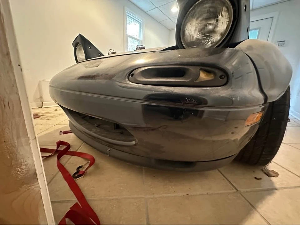 1996 Mazda NA MX-5 Miata - Image 6 of 10
