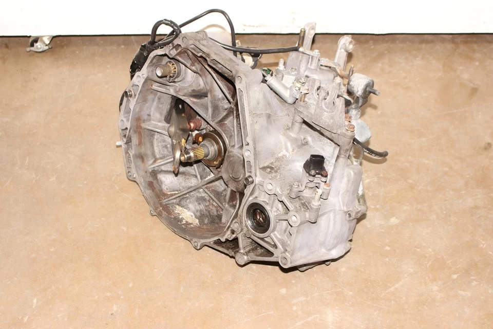 1997 Honda Prelude 5th Gen - Image 5 of 10