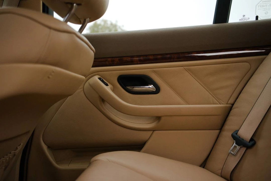 1997 BMW E39 540i - Image 18 of 18