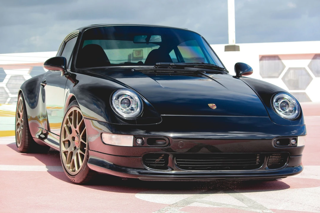 1997 Porsche 993 Carrera 4S - Image 10 of 15