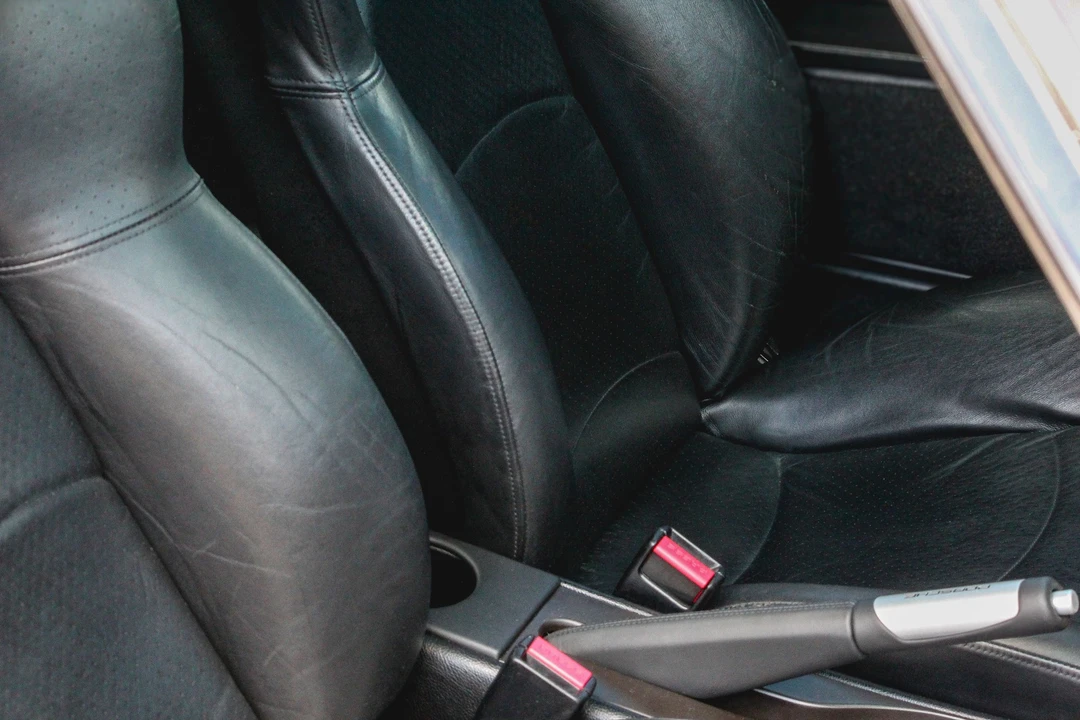 1997 Porsche 993 Carrera 4S - Image 6 of 15