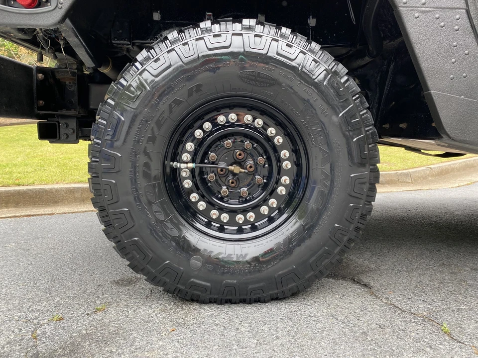 1997 Hummer Hummer H1 - Image 27 of 31