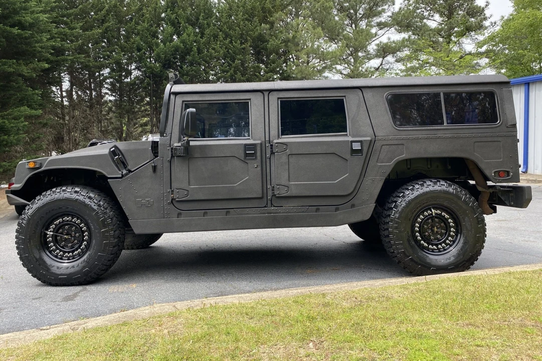 1997 Hummer Hummer H1 - Image 2 of 31