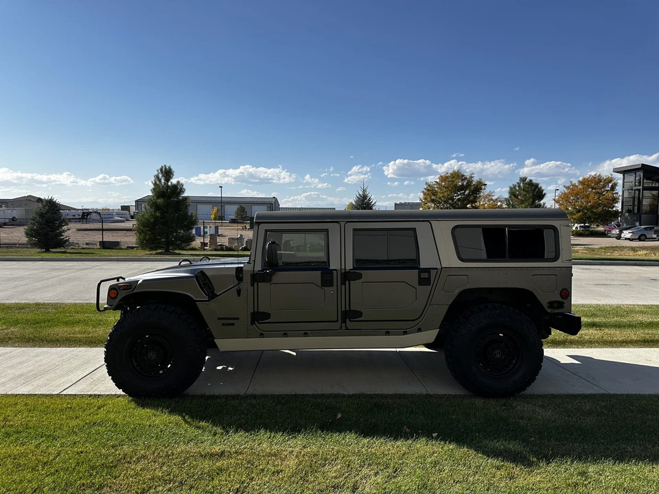 1997 Hummer HMMWV - Image 3 of 31