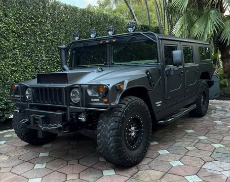 1997 AM General Hummer H1 Four-Door Hardtop 4x4