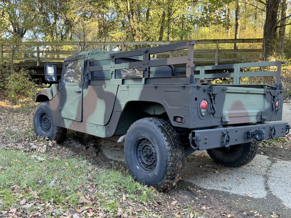 1997 Hummer HMMWV - Image 12 of 31