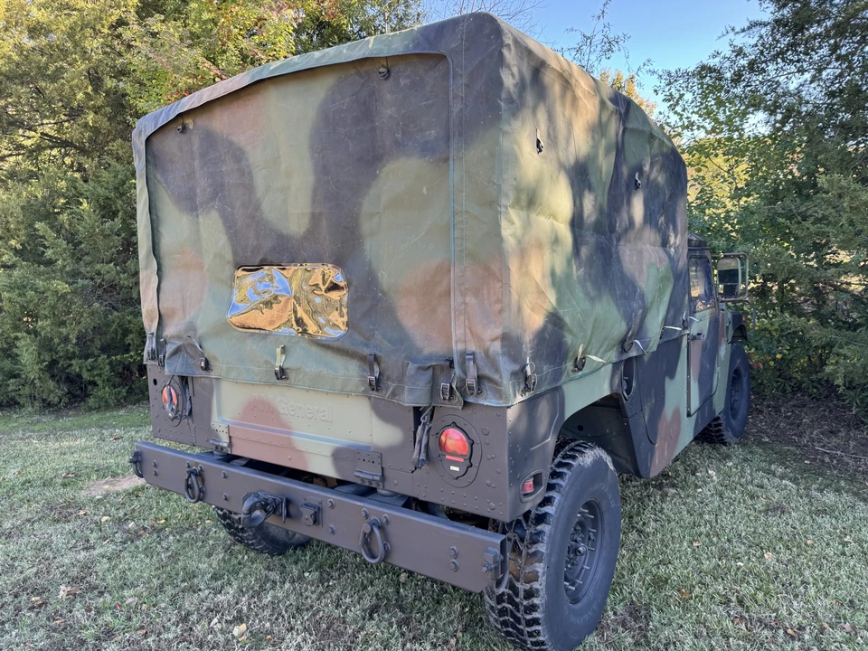 1997 Hummer HMMWV - Image 28 of 31