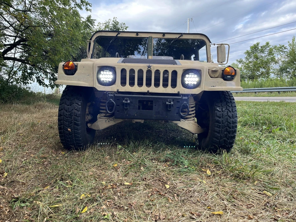 1997 Hummer HMMWV - Image 3 of 31