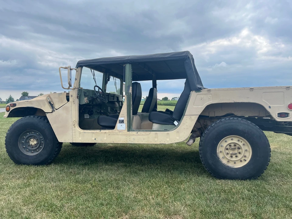 1997 Hummer HMMWV - Image 13 of 31