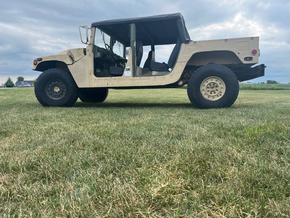 1997 Hummer HMMWV - Image 14 of 31