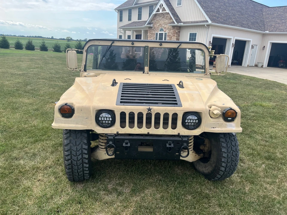 1997 Hummer HMMWV - Image 4 of 31