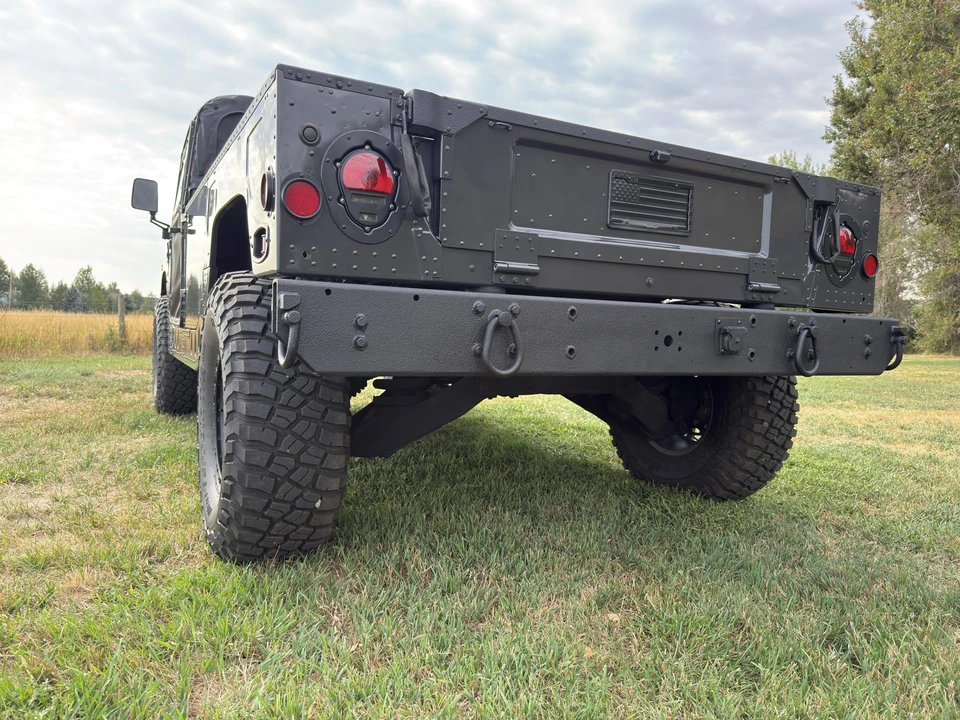 1997 Hummer HMMWV - Image 19 of 31