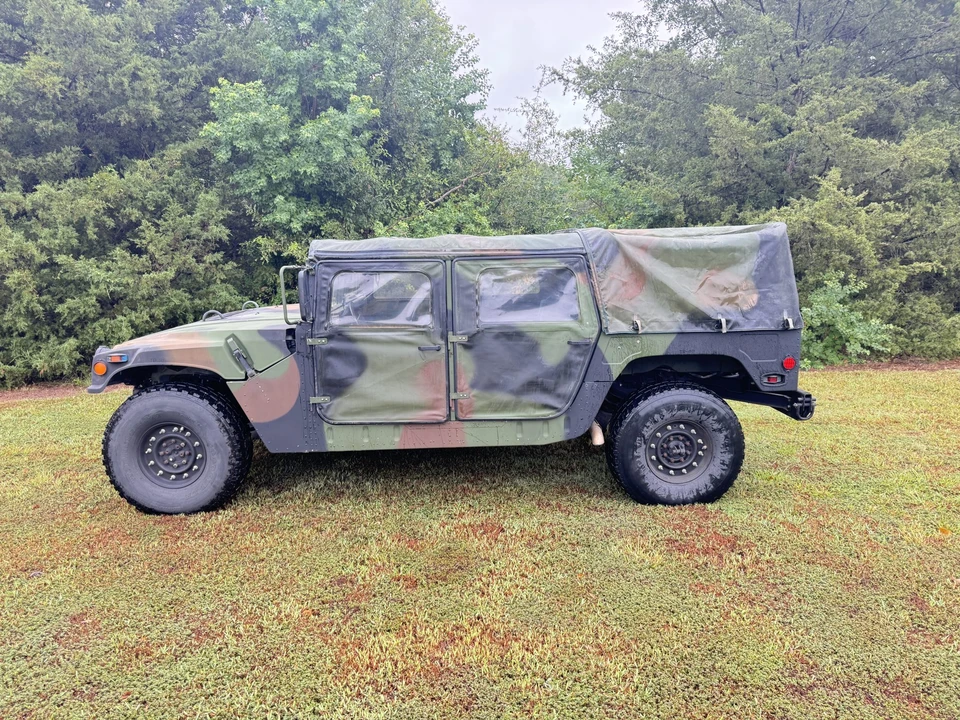 1997 Hummer HMMWV - Image 11 of 31
