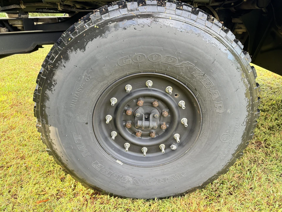 1997 Hummer HMMWV - Image 29 of 31