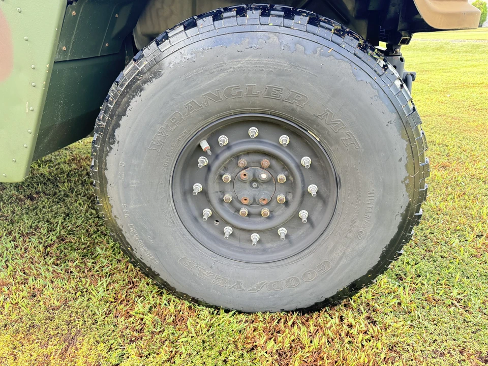 1997 Hummer HMMWV - Image 30 of 31