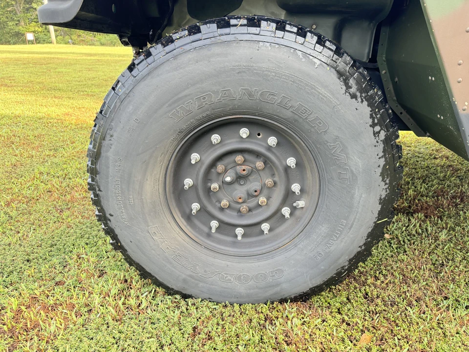 1997 Hummer HMMWV - Image 31 of 31