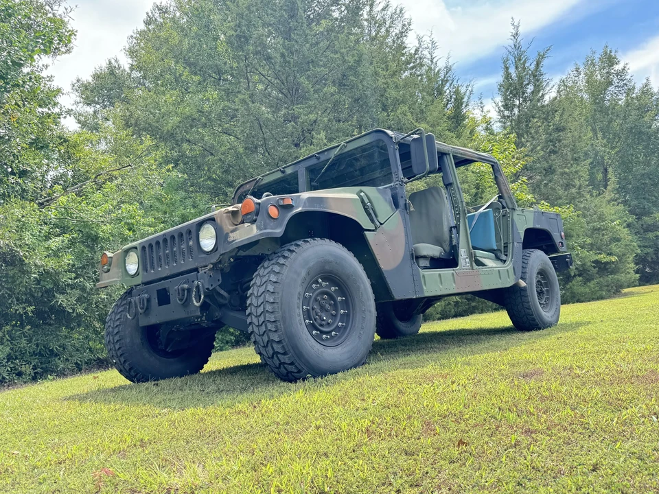 1997 Hummer HMMWV - Image 2 of 31