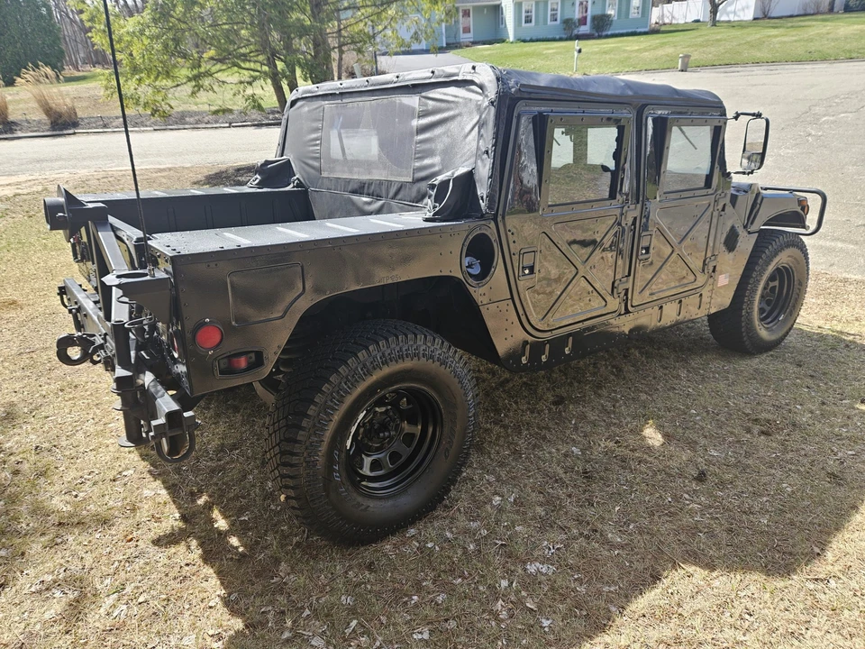 1997 Hummer HMMWV - Image 12 of 31