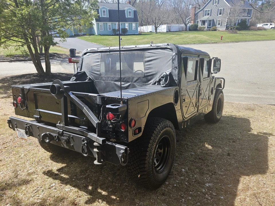1997 Hummer HMMWV - Image 11 of 31