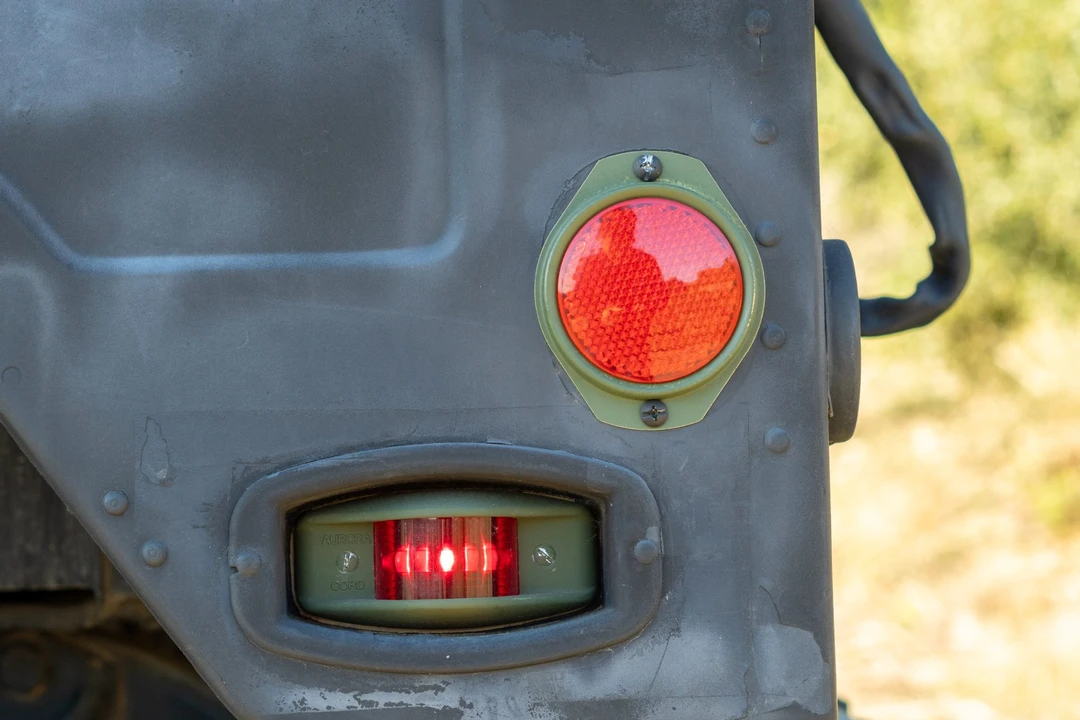 1997 Hummer HMMWV - Image 27 of 31